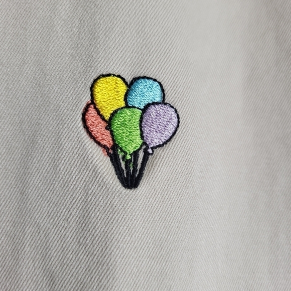 Castaway Nantucket Pants. Birthday, Cake, Presents. Size 34"×29" - Picture 5 of 12